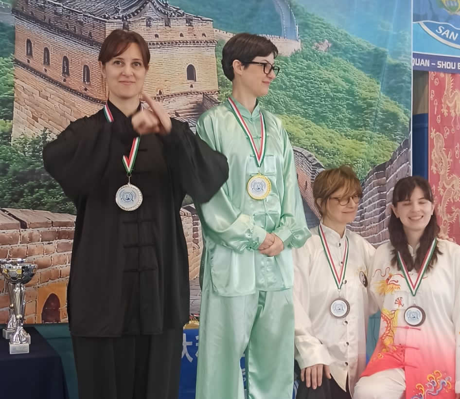 AcademyChineseFoto__4_.jpg (101 KB)