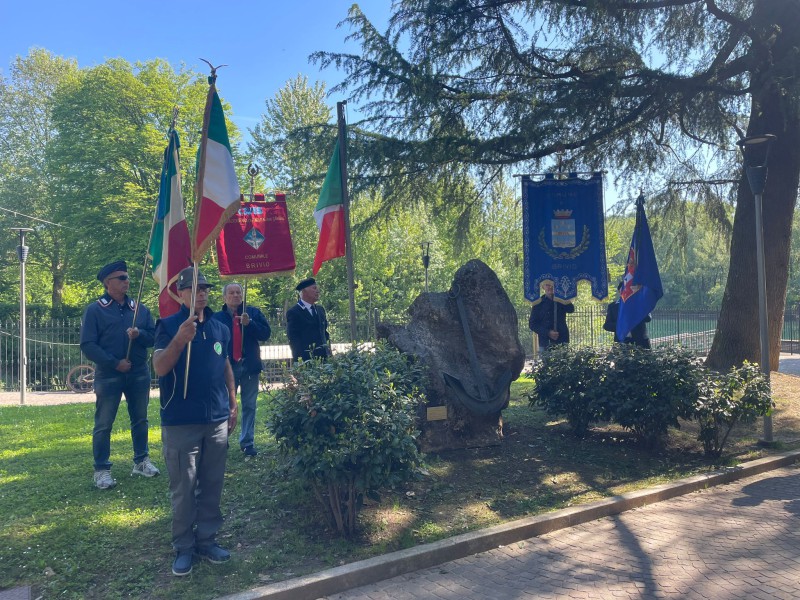 Brivio_XXV_Aprile1.jpeg (185 KB)