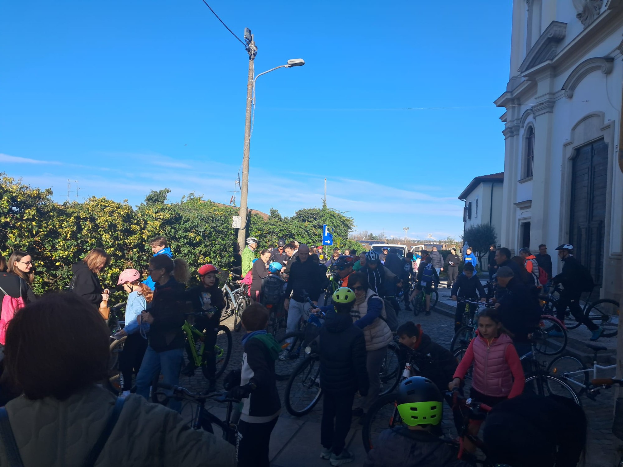 GiroSetteSepolcri3.jpg (410 KB)