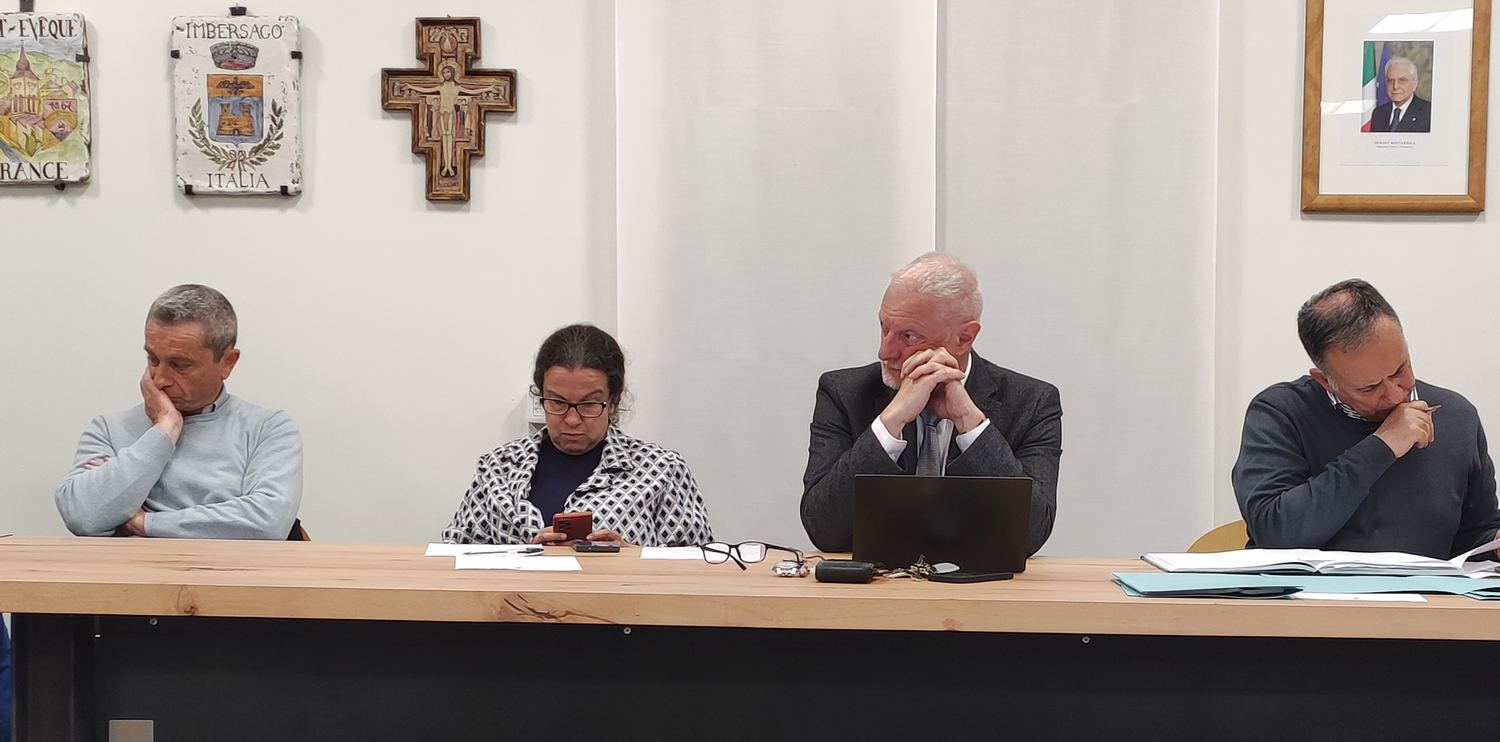 ImbersagoCcAprile1.jpg (459 KB)