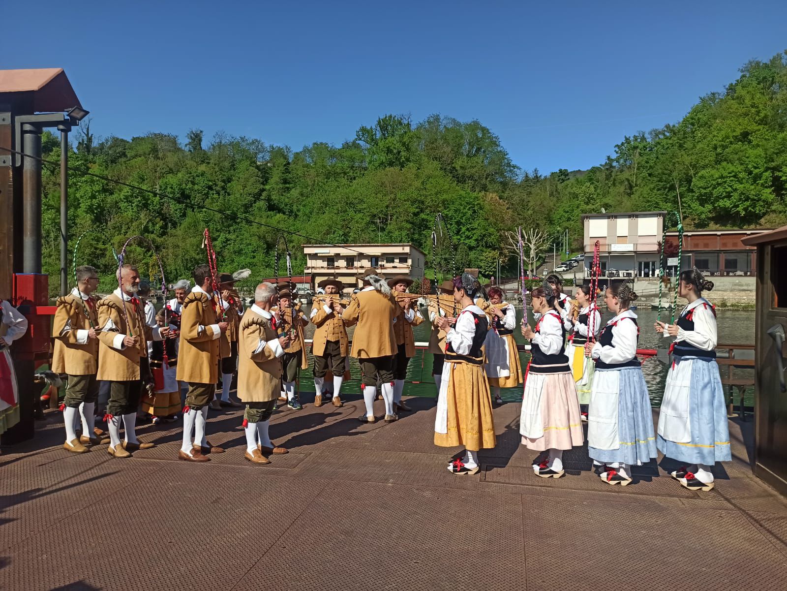 Imbersago_La_Brianzola5.jpeg (391 KB)