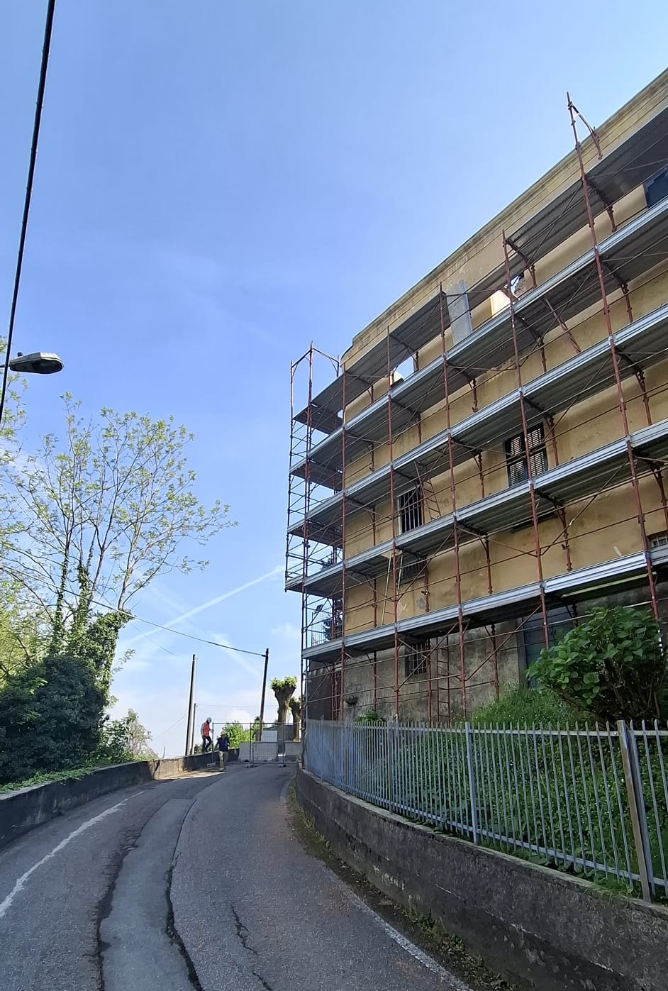 Inizio_lavori_Bernaga4.jpeg (492 KB)