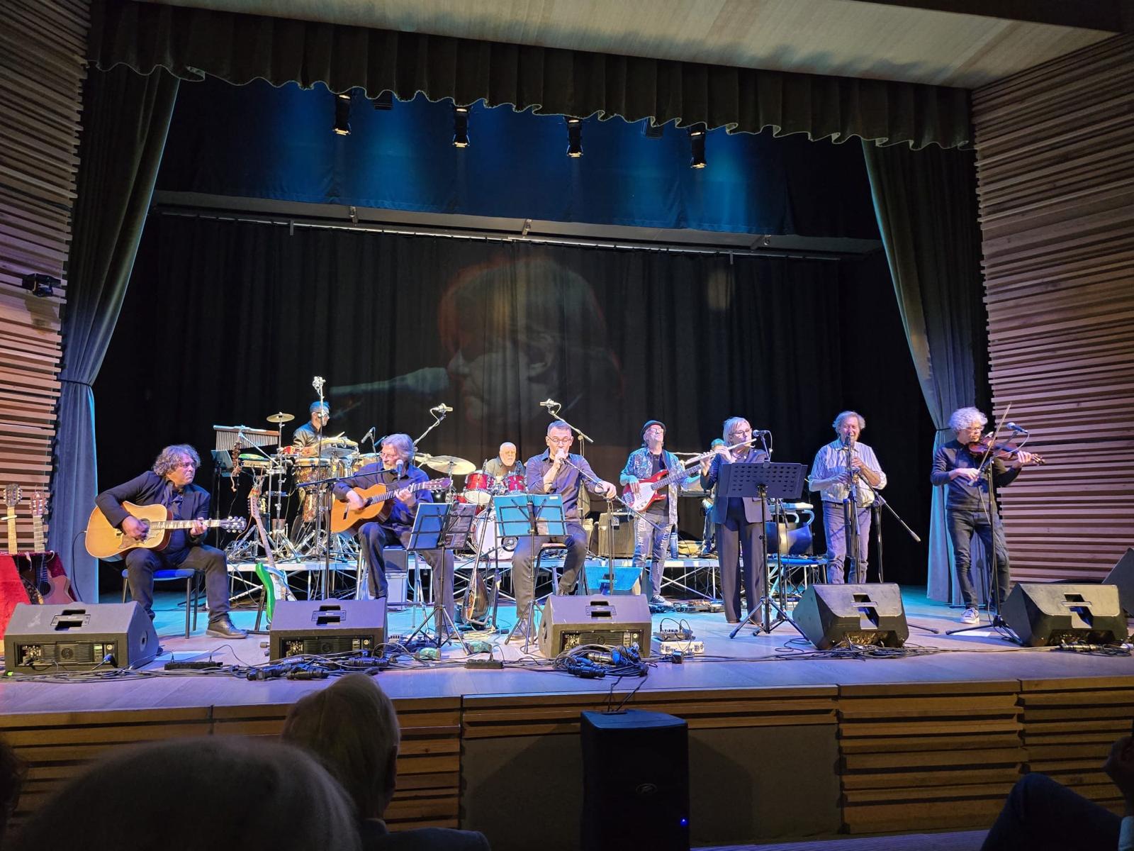 MerateFabrizioDeAndreTributo2.jpg (256 KB)