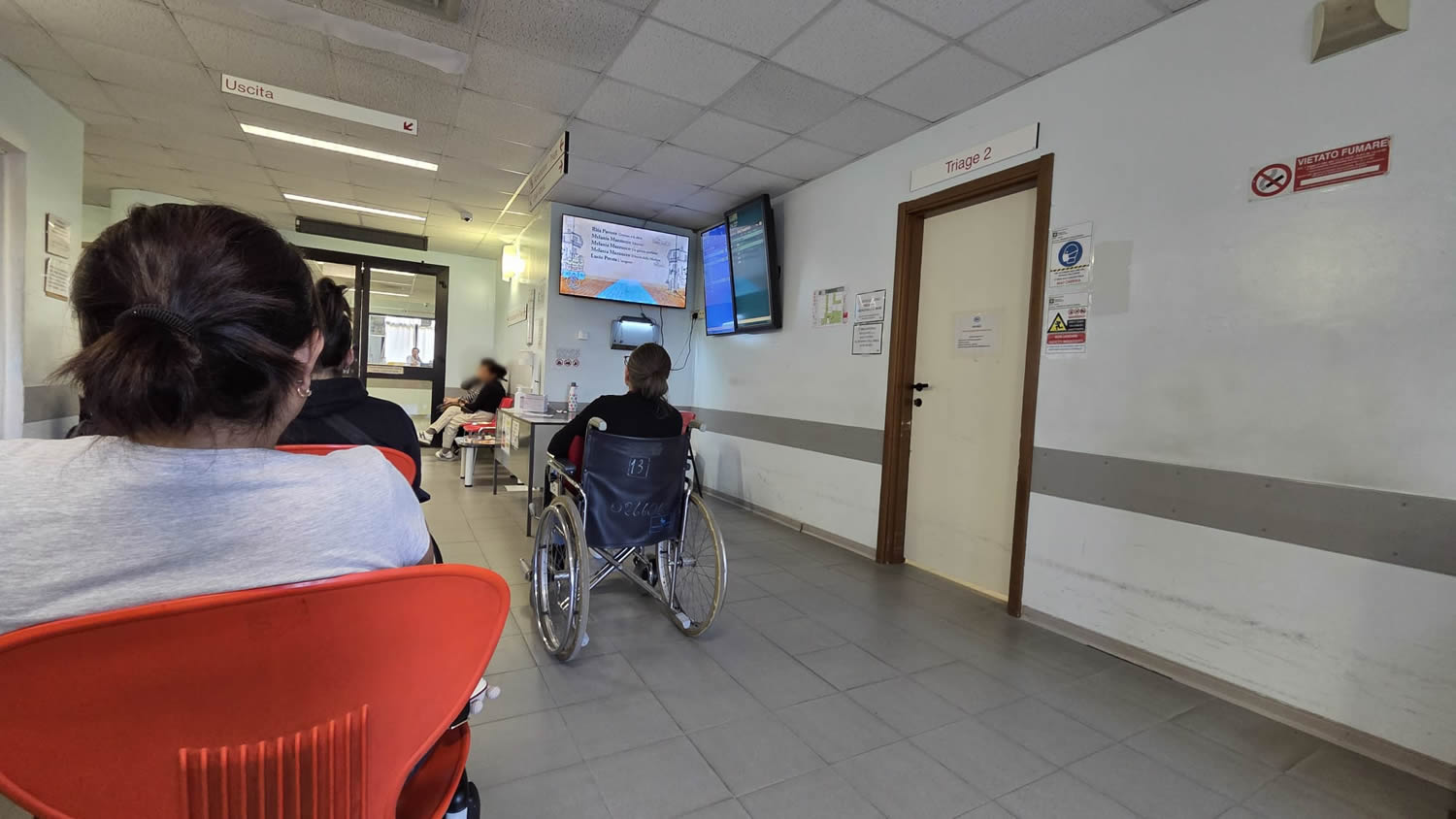 MerateSalaAttesaPS.jpg (111 KB)