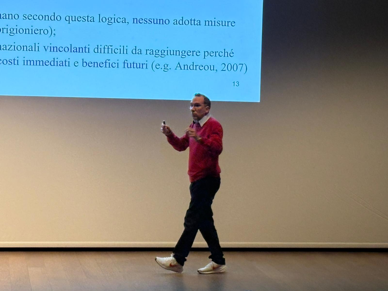 MerateSerataClimaConfeerenza4.jfif (112 KB)