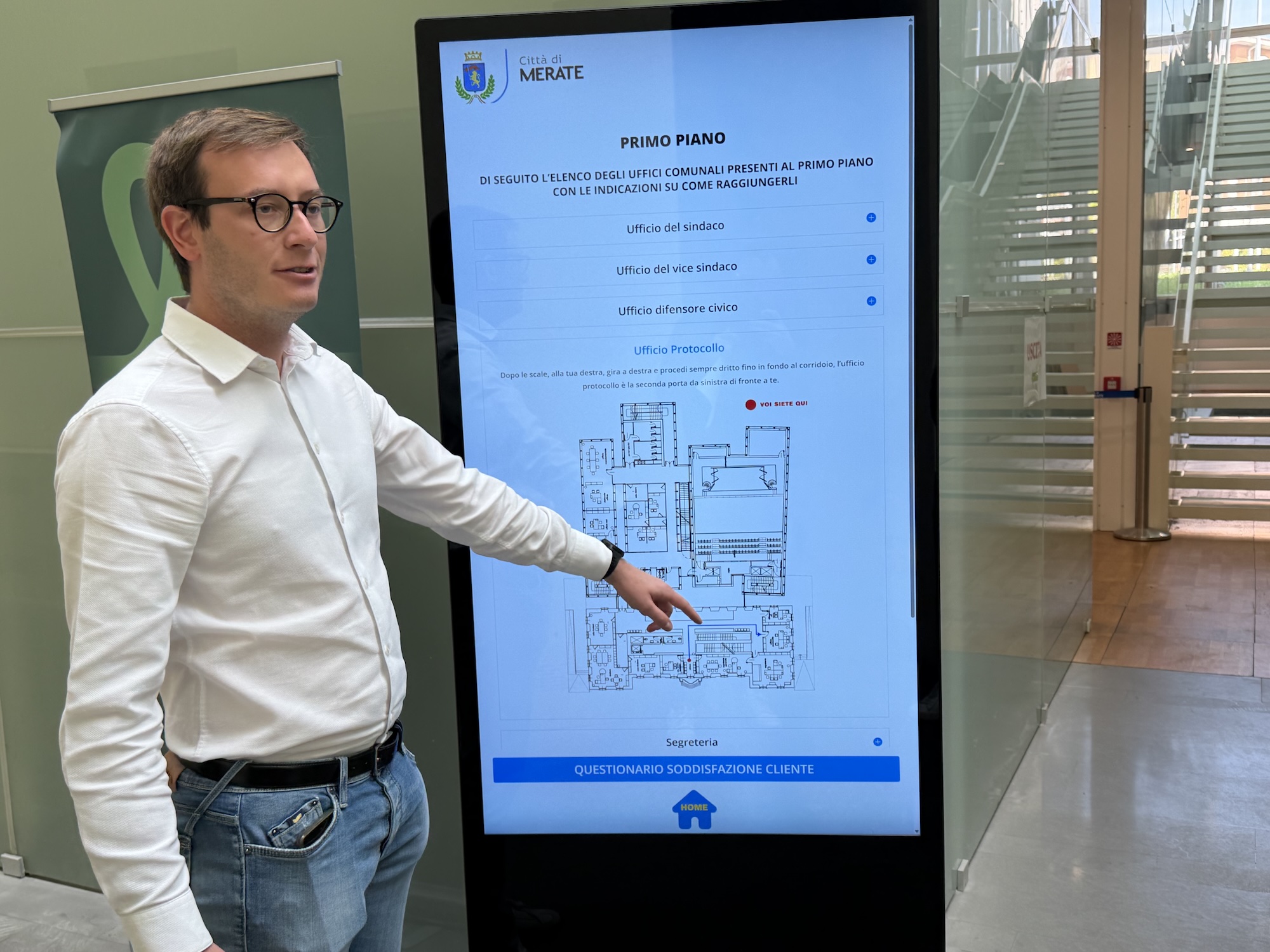 Merate_totem2.jpeg (747 KB)