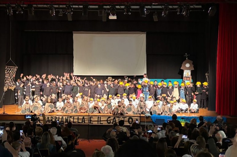 Musical_Lomagna3.jpeg (106 KB)