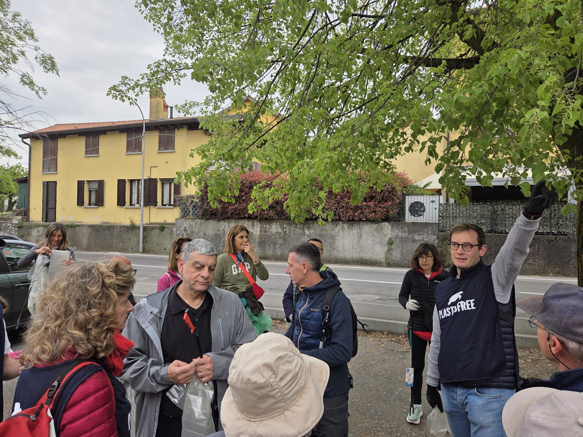 NovatePlasticFree3.jpg (553 KB)