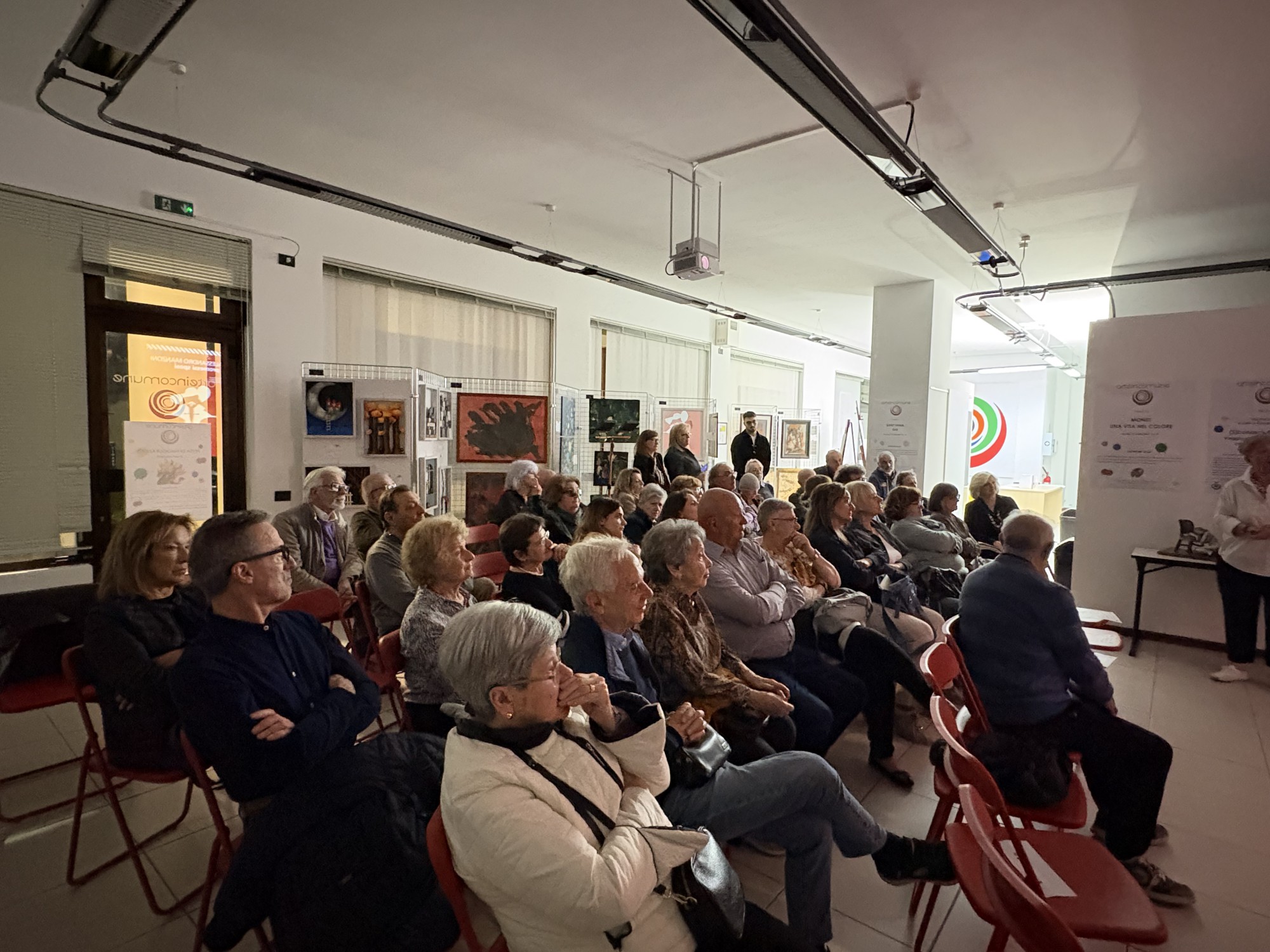 OLgiate_arteincomune_copertine1.jpeg (522 KB)