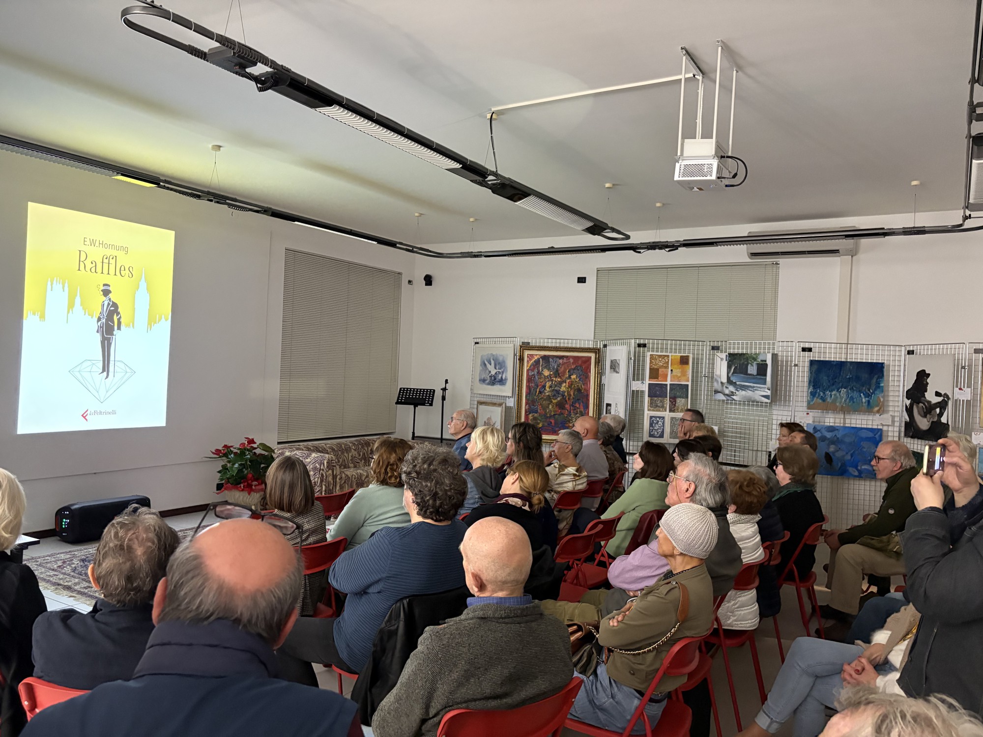 OLgiate_arteincomune_copertine2.jpeg (542 KB)