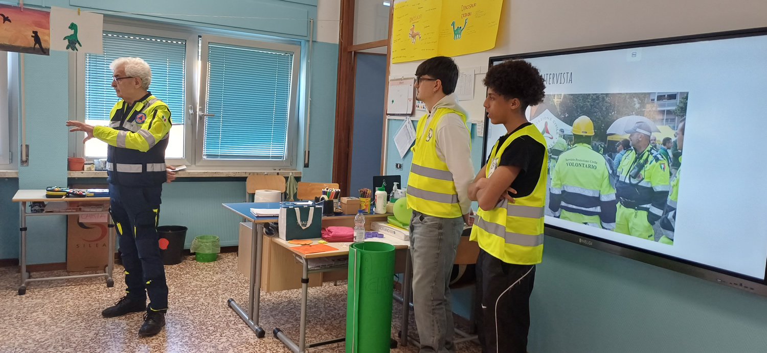 ProgettoAmbasciatoriScuole2.jpg (355 KB)