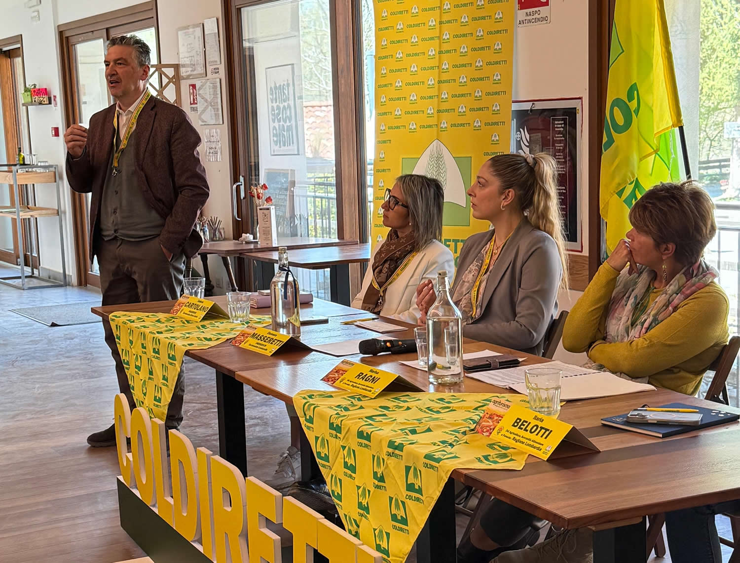 Rodolfo_Mazzucotelli_chiude_i_lavori.jpg (276 KB)