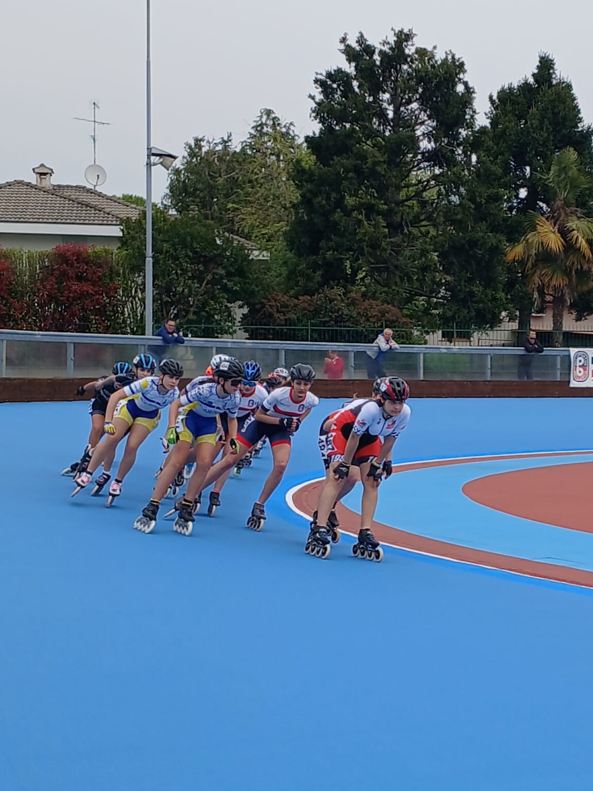 RotRoseAprile__3_.jpeg (174 KB)