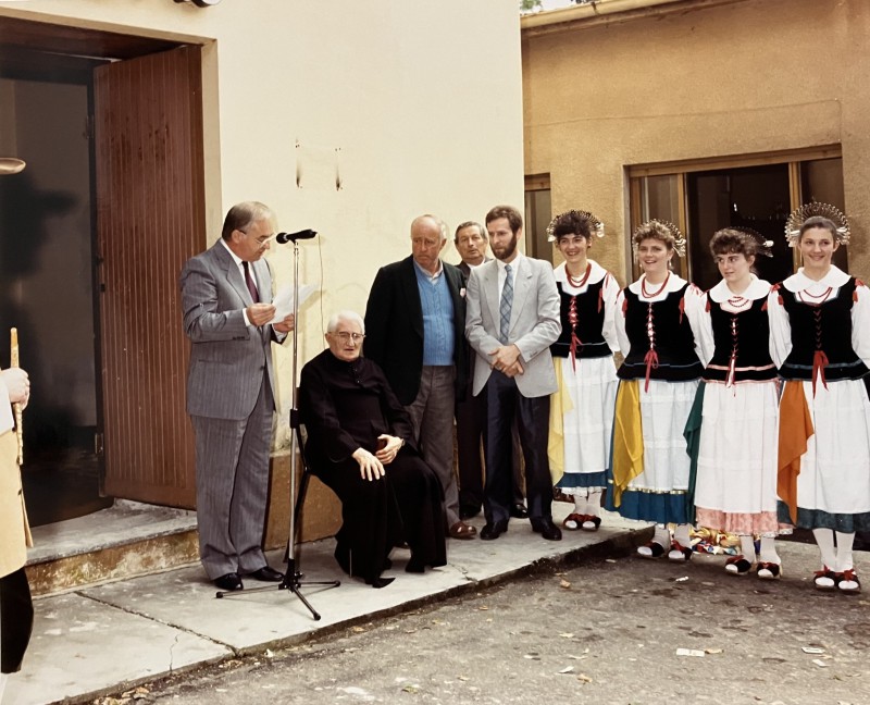 S_Zeno_festa2.jpg (128 KB)