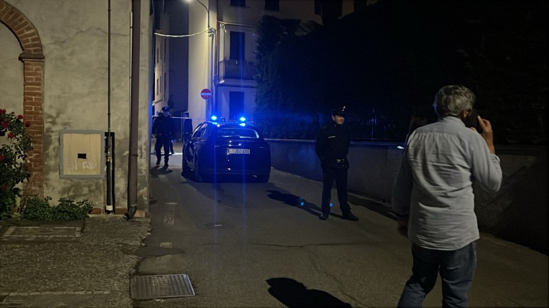 calco-armabianca0.jpeg (71 KB)