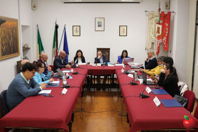 cernusco_cc_servizi_sociali5.jpg (90 KB)