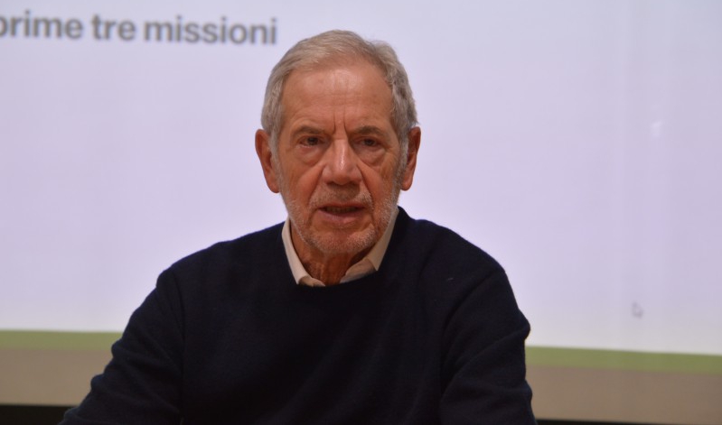 01_Guido_Bertolaso__1_.JPG (90 KB)