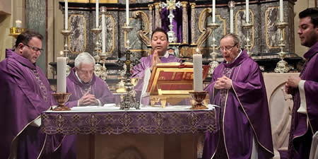 BeveraMissionariSedePRIMAMOL.jpg (26 KB)