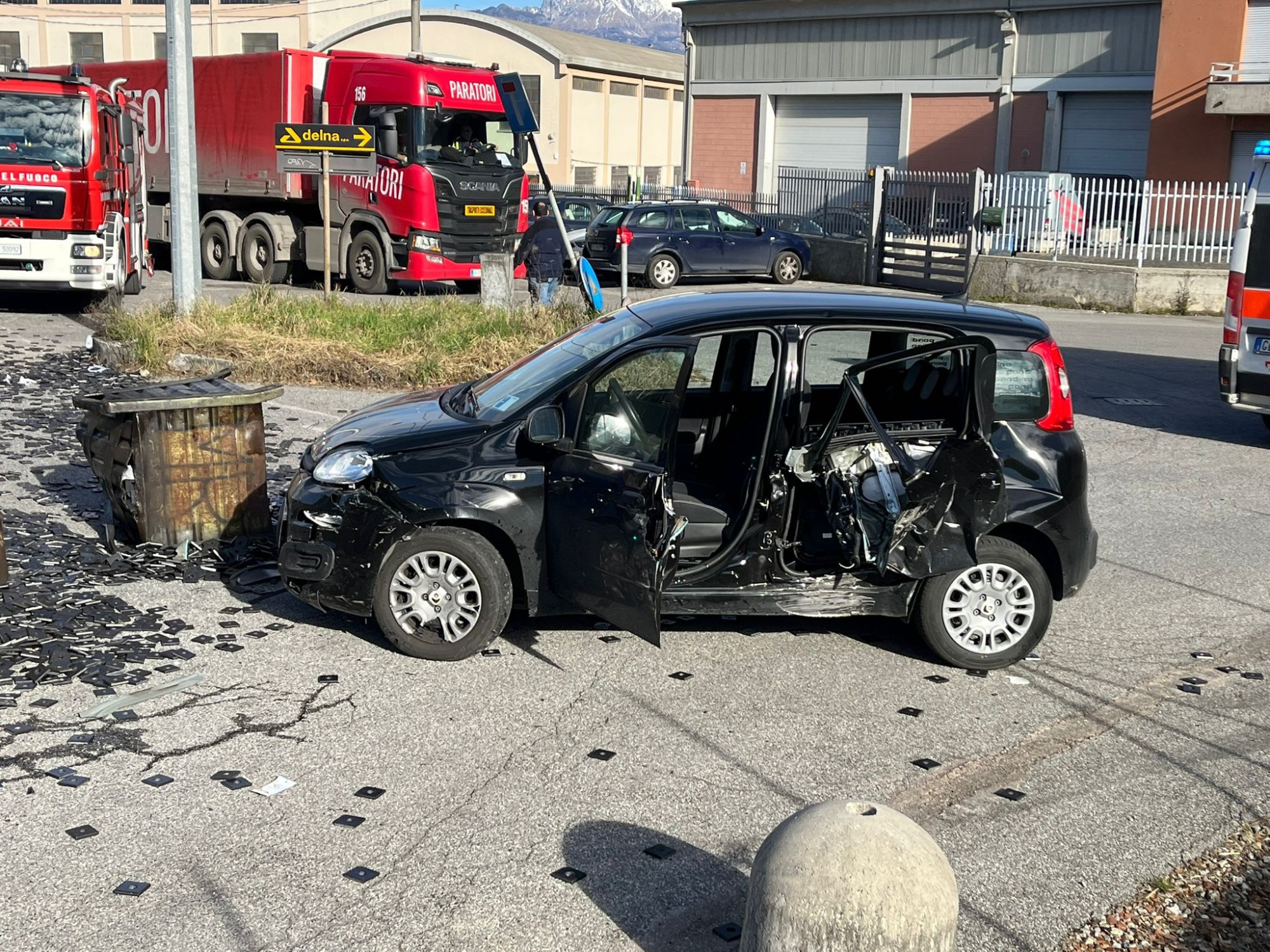BrivioIncidenteFrontale3.jpg (906 KB)