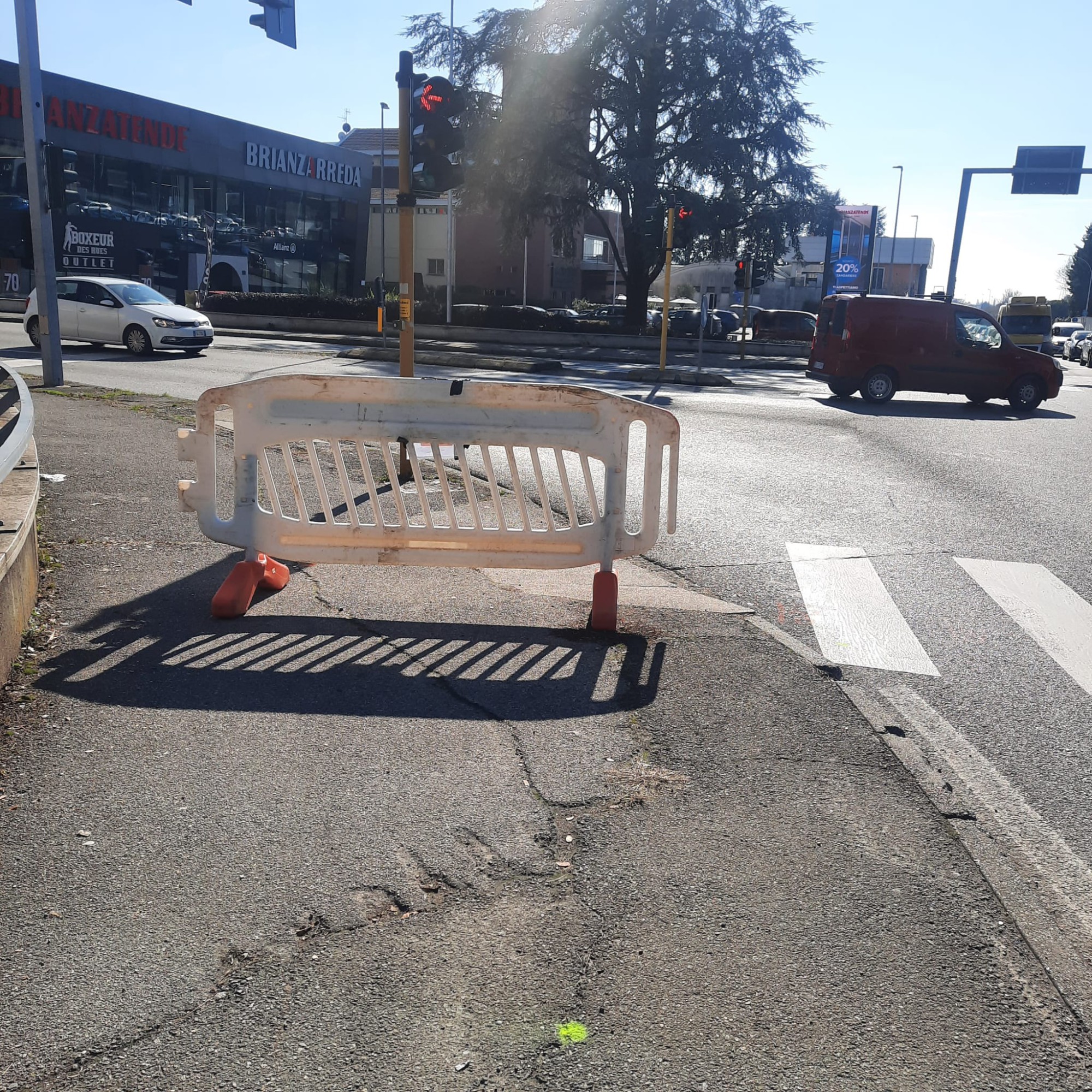 CernuscoCartelliStrada2.jpg (1.23 MB)