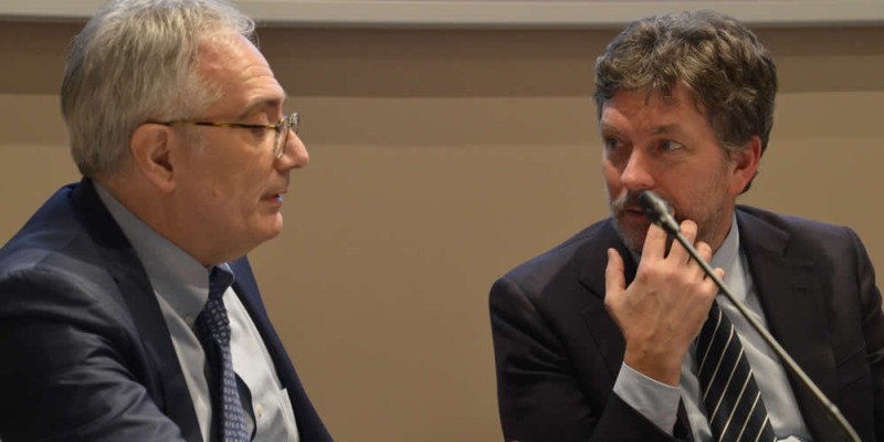 LeccoTogheConfrontoPRIMA.jpg (45 KB)