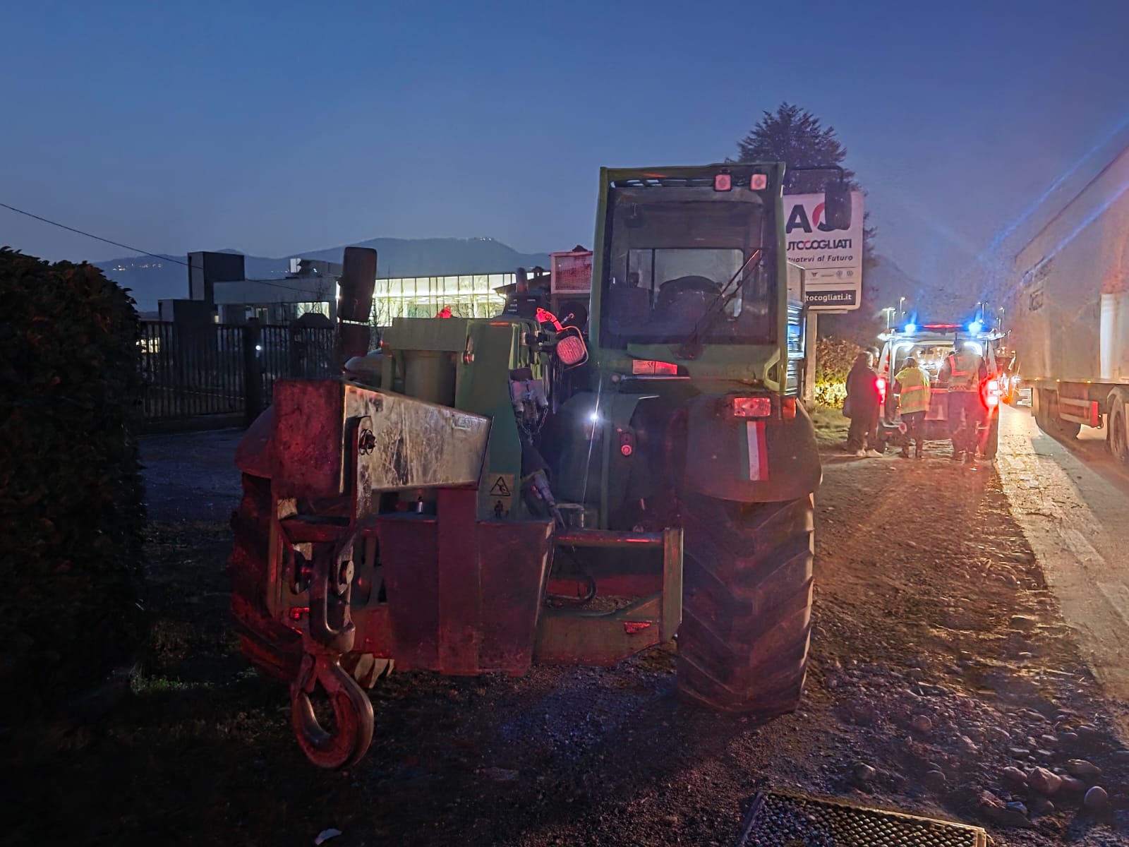 MerateCalco_incidente_moto4.jpeg (183 KB)