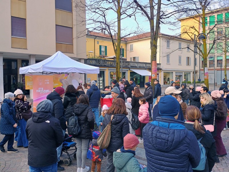 MerateMascottePiazza3.jpg (168 KB)