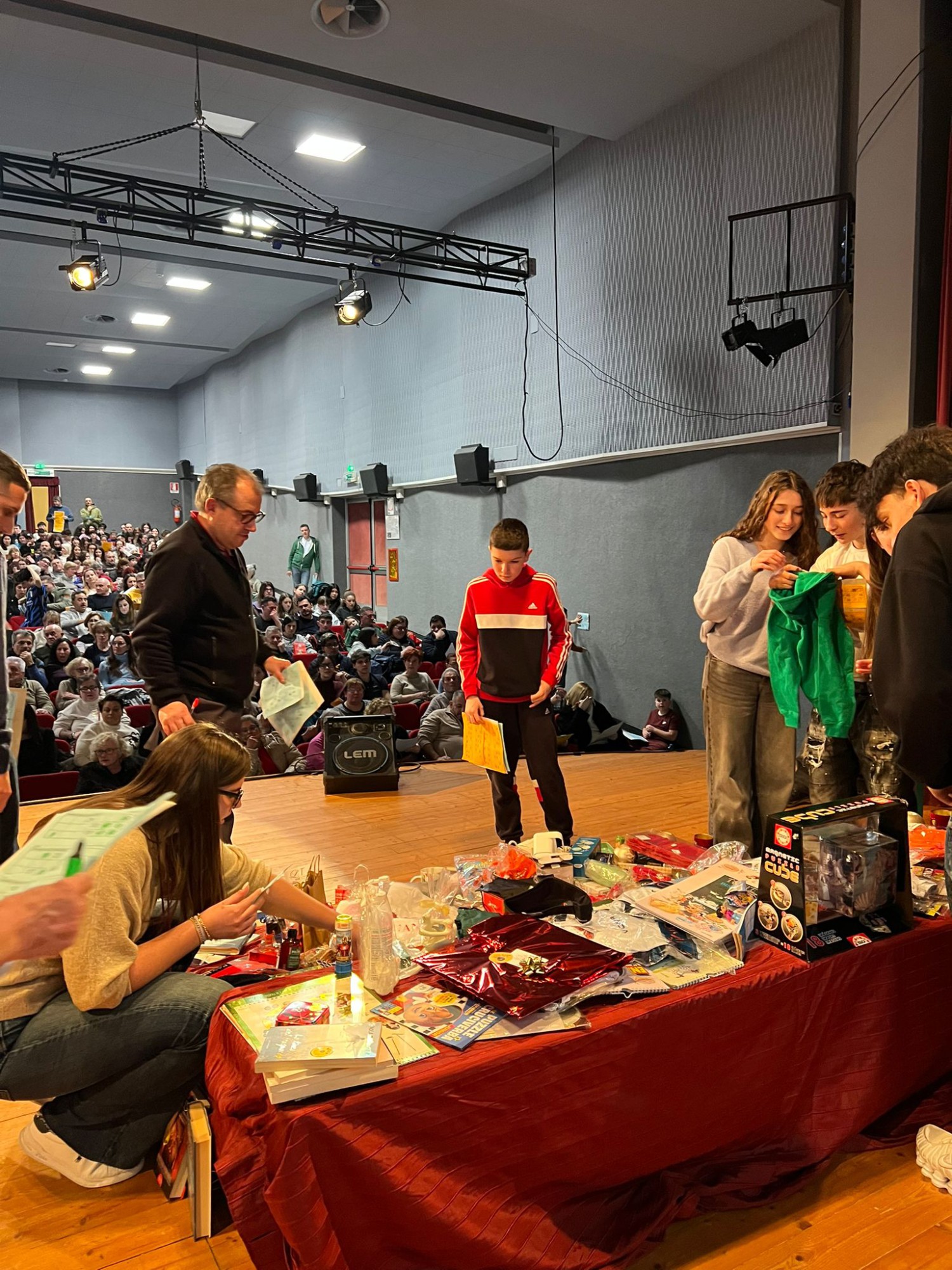 MerateTombolaOratorio3.jpg (671 KB)