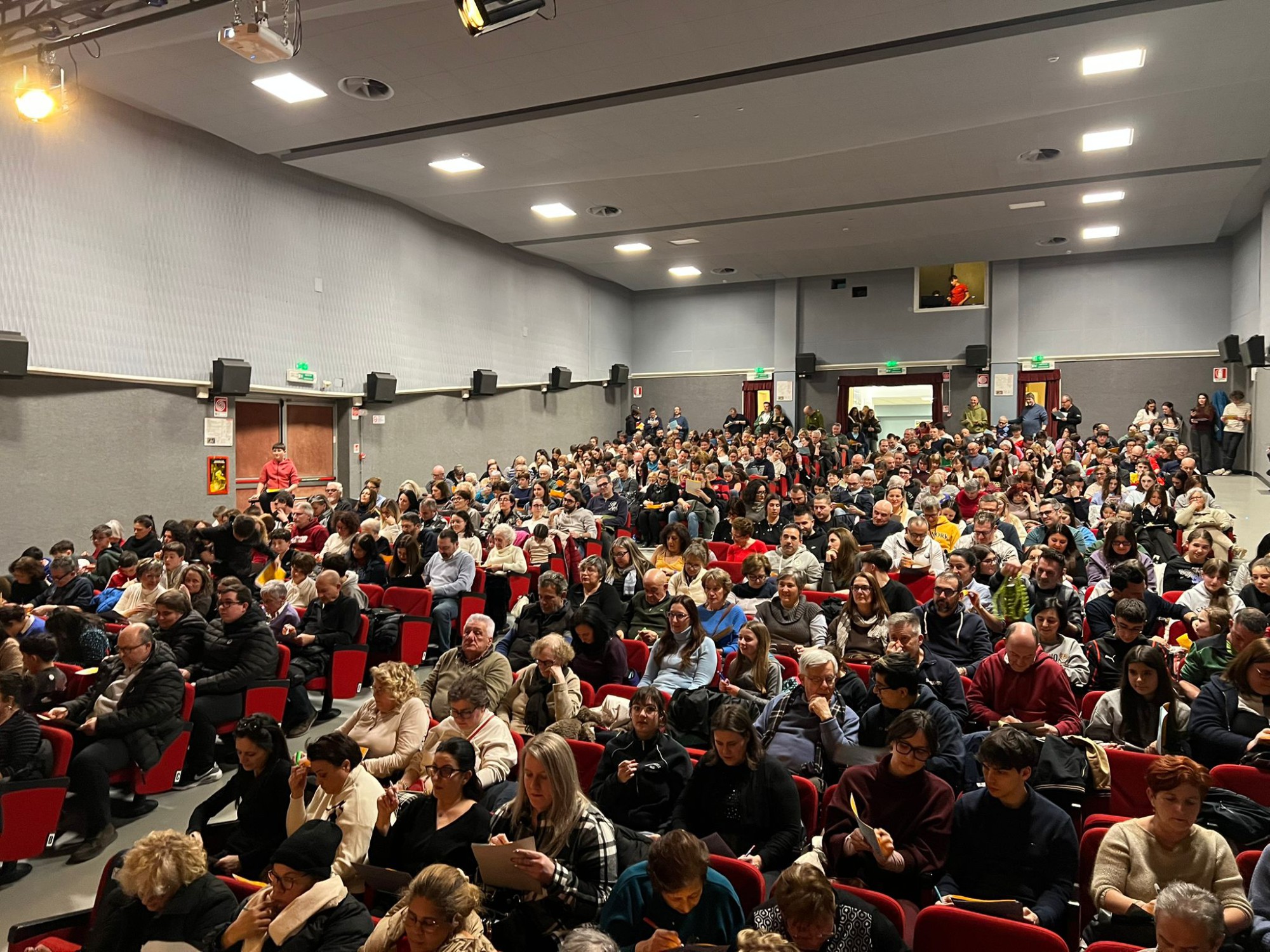 MerateTombolaOratorio4.jpg (689 KB)