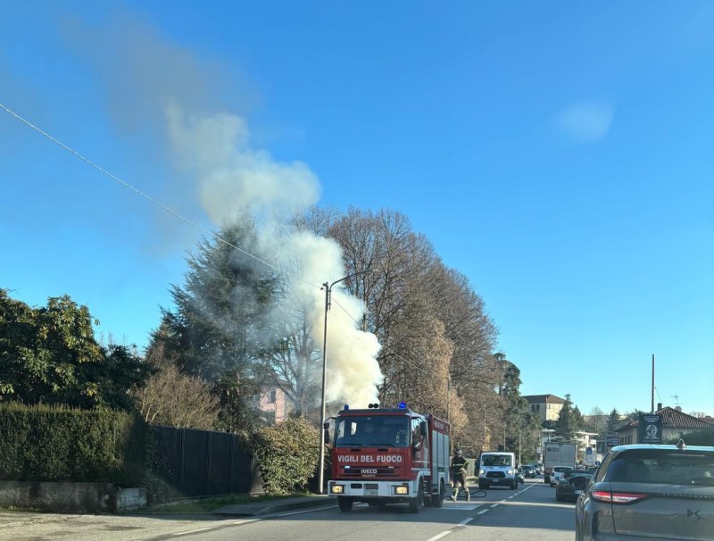 Merate_fumo_gru2.jpeg (93 KB)