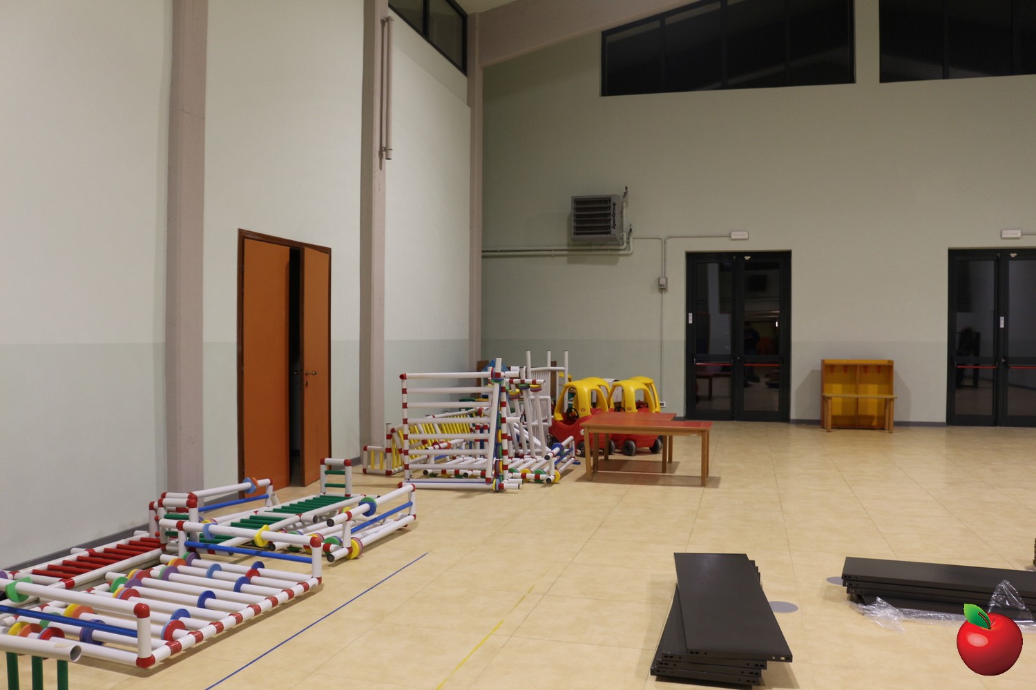 MtvTraslocoScuola__1_.jpg (230 KB)