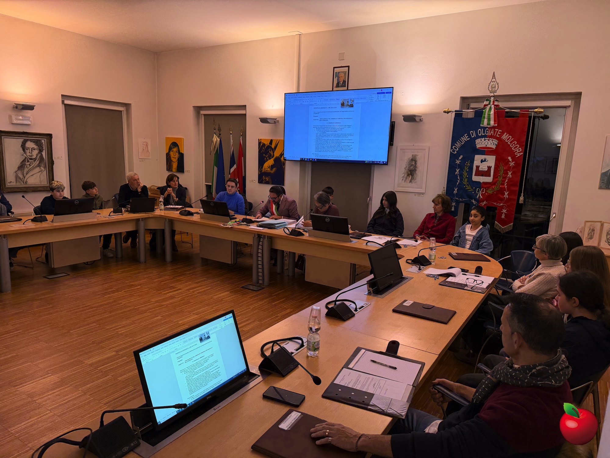 Olgiate_insediamento_ragazzi3.jpg (832 KB)