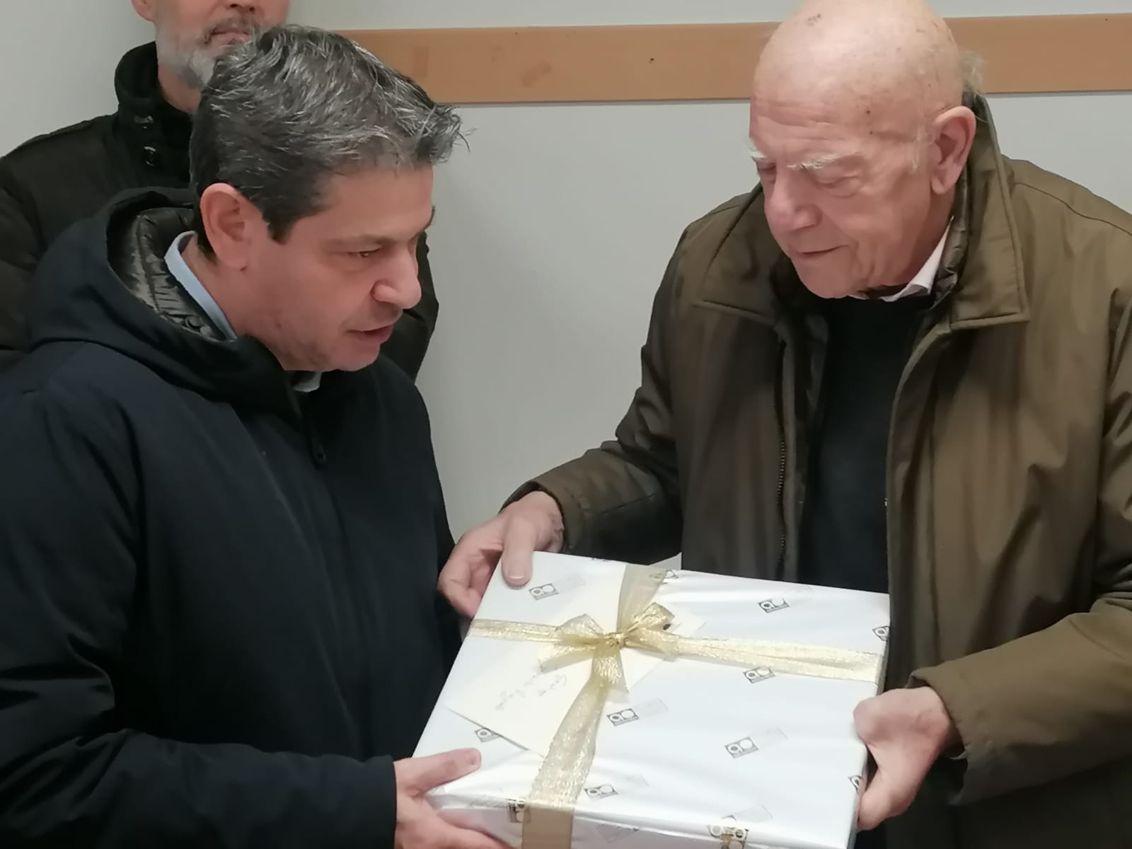 RobbiateAssembleaGrappolo5.jpg (97 KB)