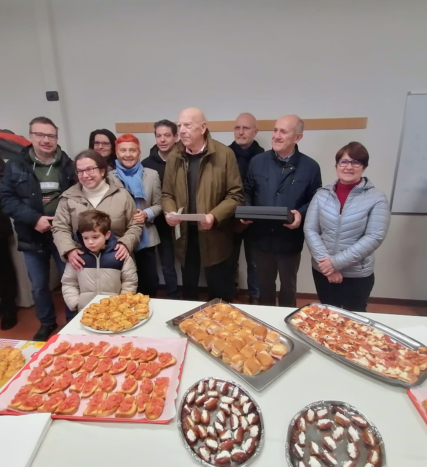 RobbiateAssembleaGrappolo6.jpg (216 KB)