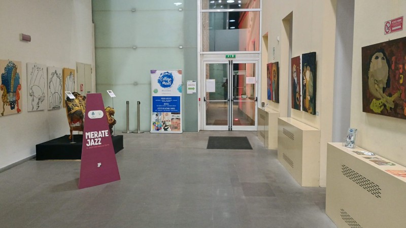 Una_nota_diversa2.jpeg (68 KB)