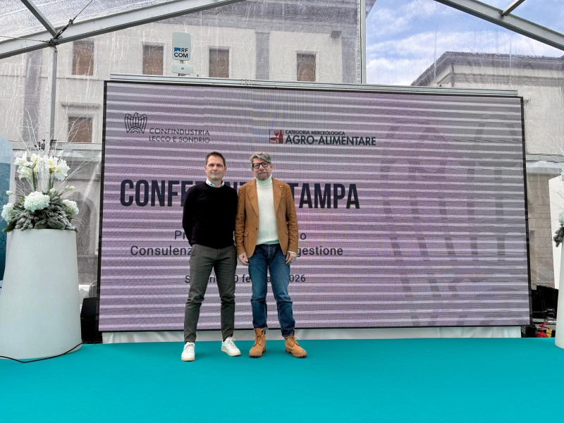 esposito_visini.jpeg (131 KB)