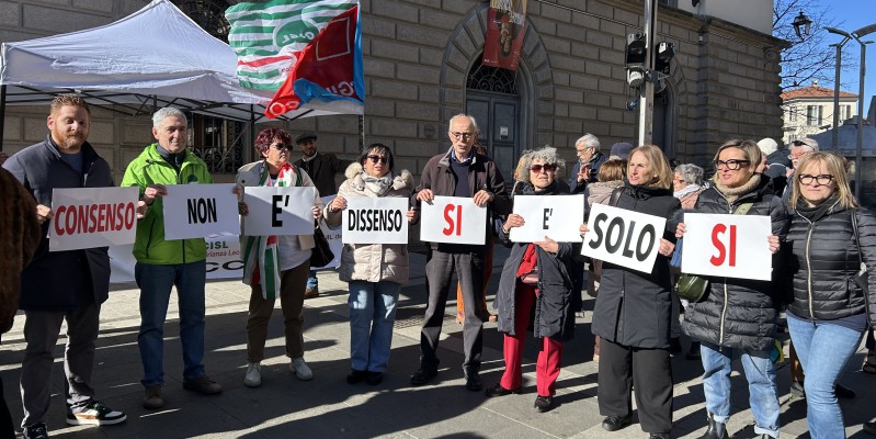 presidiostupro4.jpeg (251 KB)