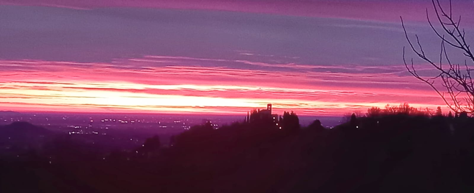 AlbaMtv1.jpg (69 KB)