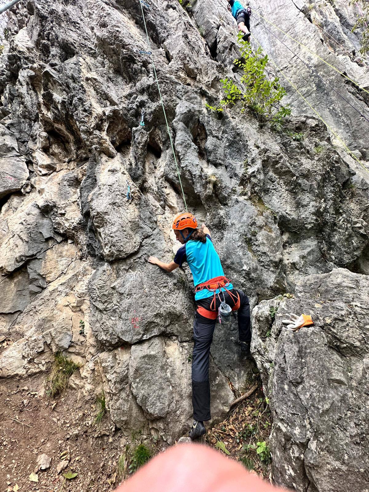 Calco_mountain_accademy5.jpg (661 KB)