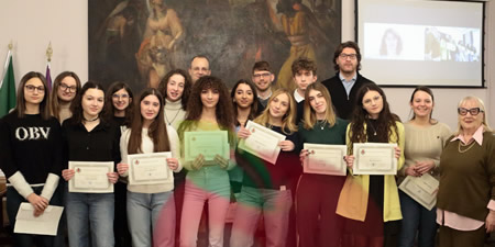 CasateBorseStudIoPRIMA.jpg (34 KB)