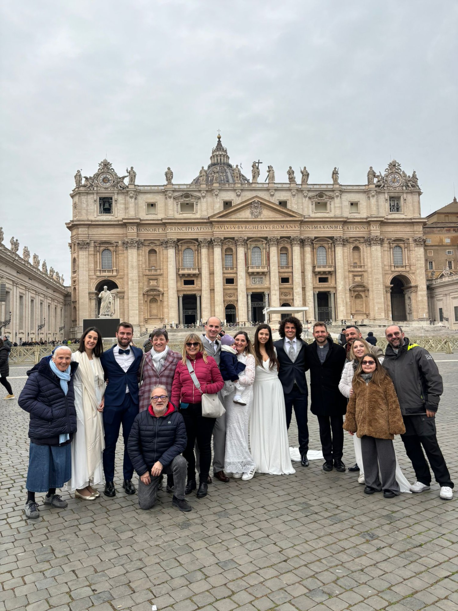 LomagnaRomaPapa2.jpg (605 KB)