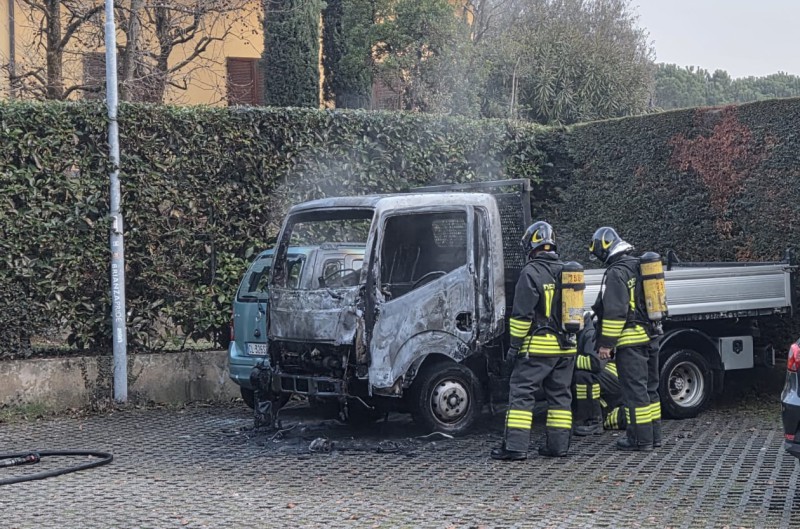 MerateFurgocinoFiamme2.jpg (164 KB)