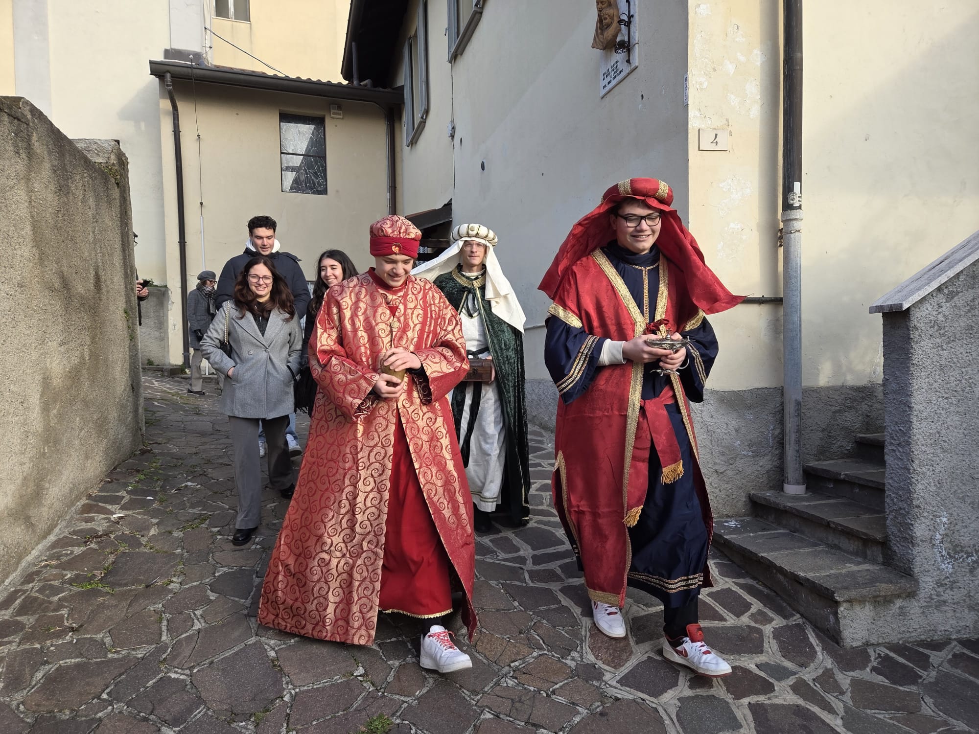 NovateReMagi3.jpg (445 KB)