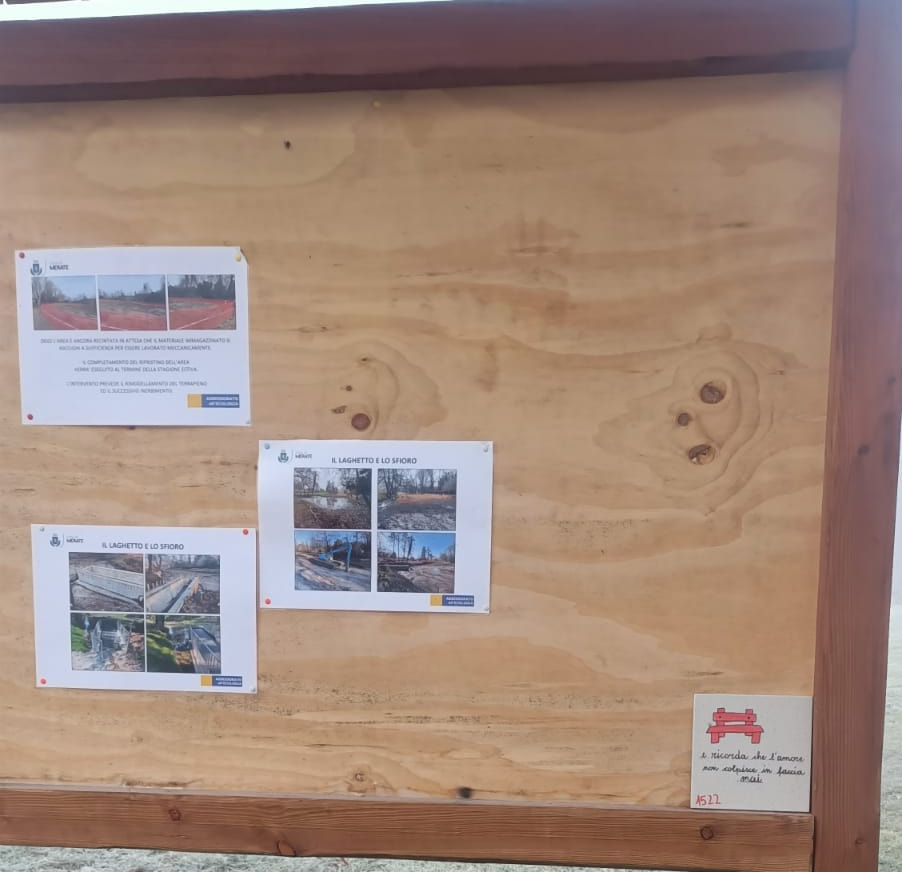 PiastrelleRosse2.jpg (93 KB)