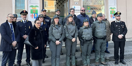 PoliziaProvincialeNumeriPRIMA.jpg (40 KB)