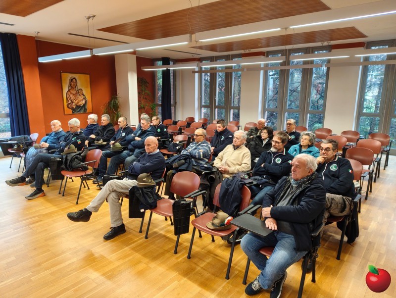 Robbiate_assemblea_alpini3.jpg (145 KB)
