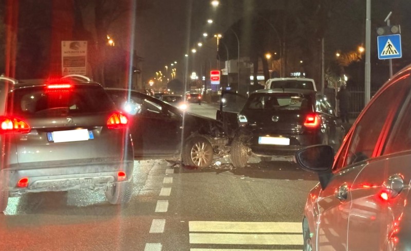 Robbiate_incidente_via_greppi.jpg (86 KB)