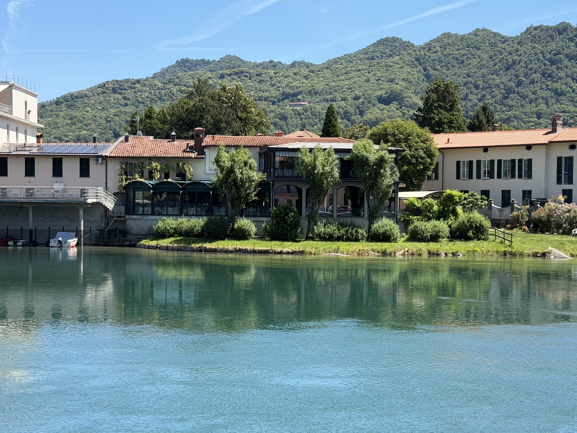 Brivio_saldarini1.jpeg (1.40 MB)