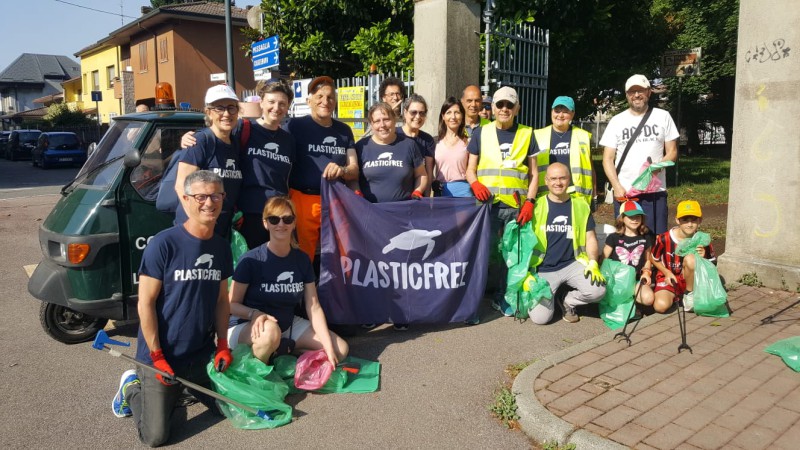 Lomagna_Plasticfree5.jpg (125 KB)