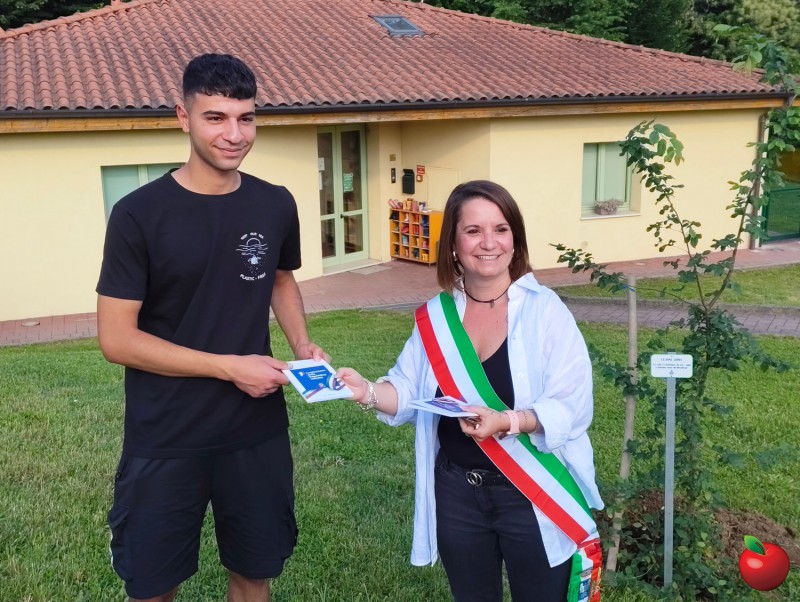 Mtv_costituzione_18enni4.jpg (146 KB)